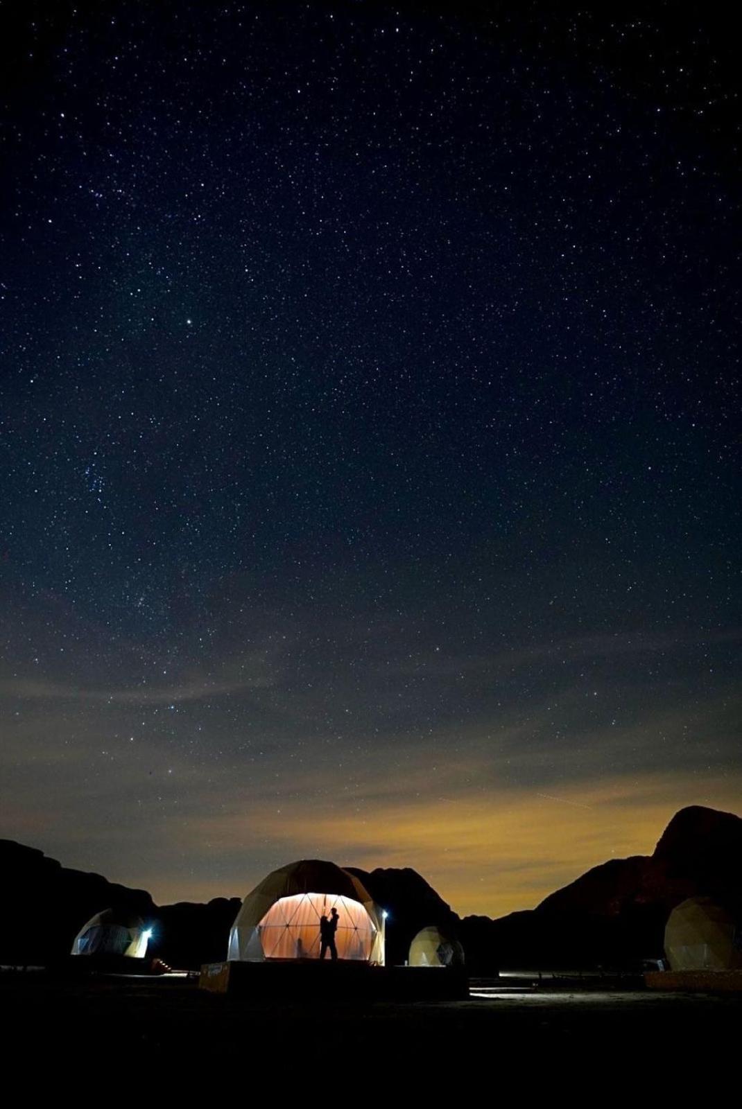 Wadi Rum Anwar Luxury Camp Exterior photo